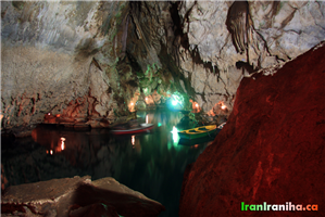  نمایی  از  غار  سهولان.  در  این  غار  8  قایق  به  جابجایی  و  بازدید  گردشگران  اختصاص  دارد. 