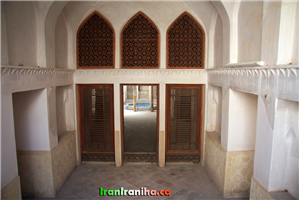  دالان  ورودی  به  حیاط  اندرونی،  خانه  ی  عباسیان 