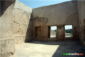  یکی  از  اتاق‌های  ساختمان  اعیانی،  شهر  باستانی  حریره 