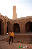 نویسنده  در  مسجد  جامع  فهرج 