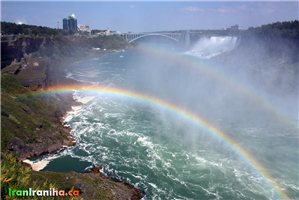  بخش  آمریکایی  آبشار  نیاگارا  و  رنگین‌کمان‌های  زیبای  آبشار 