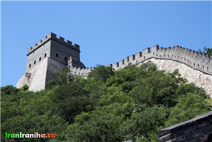  دیوار  چین  و  یکی  از  برج‌های  نگهبانی 